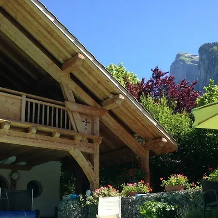 D'hotes De Charme Douglas Bed & Breakfast